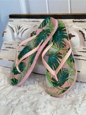 Source Unknown Pink & Green Tropical Leaf Flip Flops
